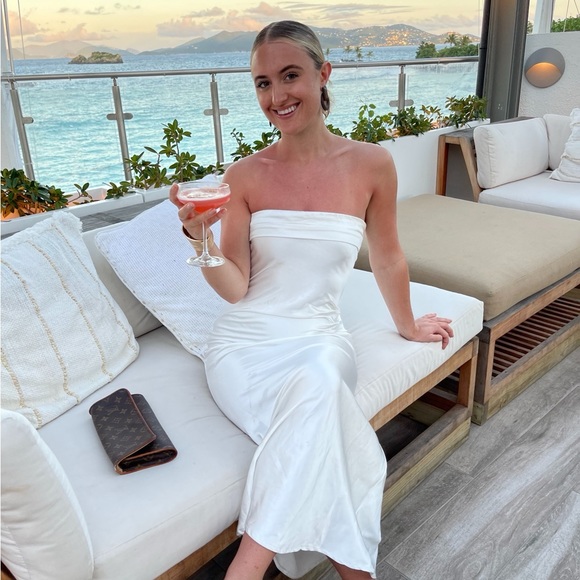 Meet your Posher, Adriana - Picture 15 of 16